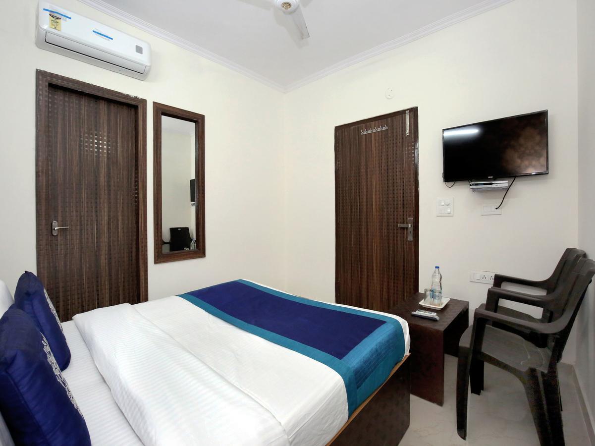Oyo 10075 Hotel Kaydee Amritsar Exterior photo